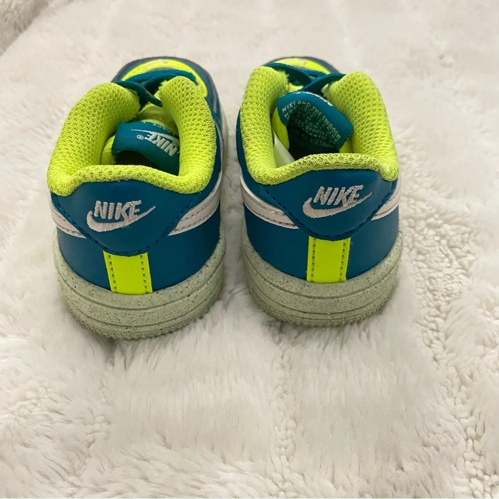 Nike Force 1 Crater Next Nature Kids Teal and Lime Sneakers Size 5c